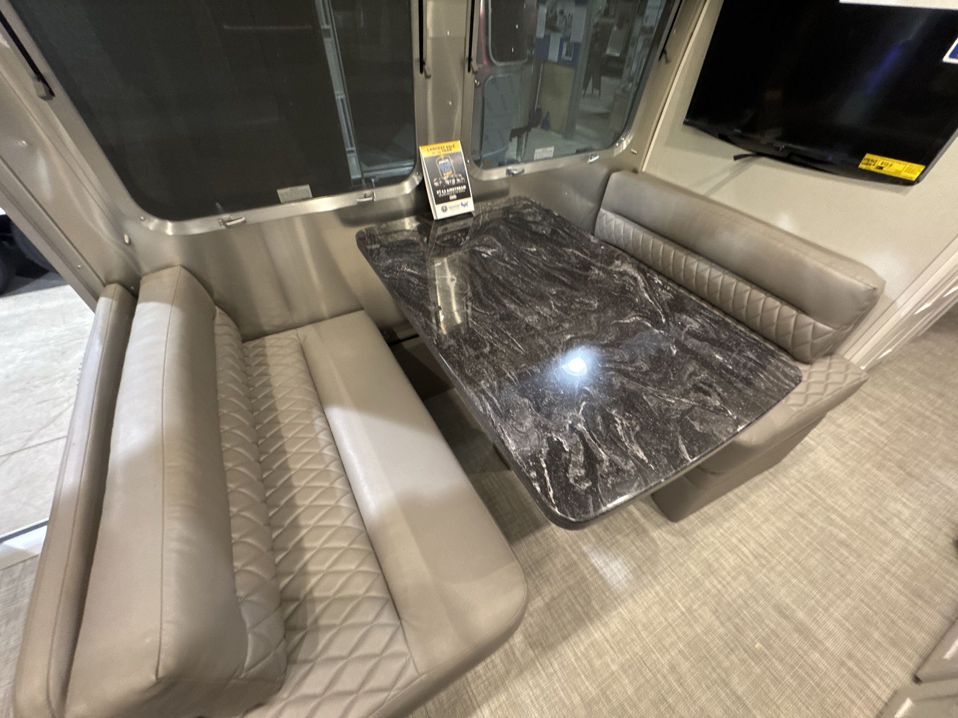 2026 Airstream 28RBT Base