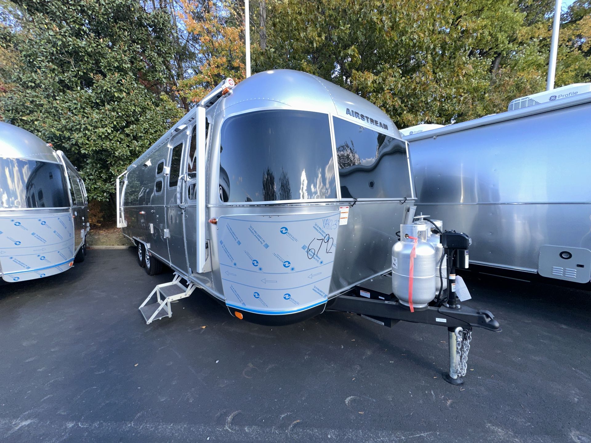 2025 Airstream 30RBQ Base