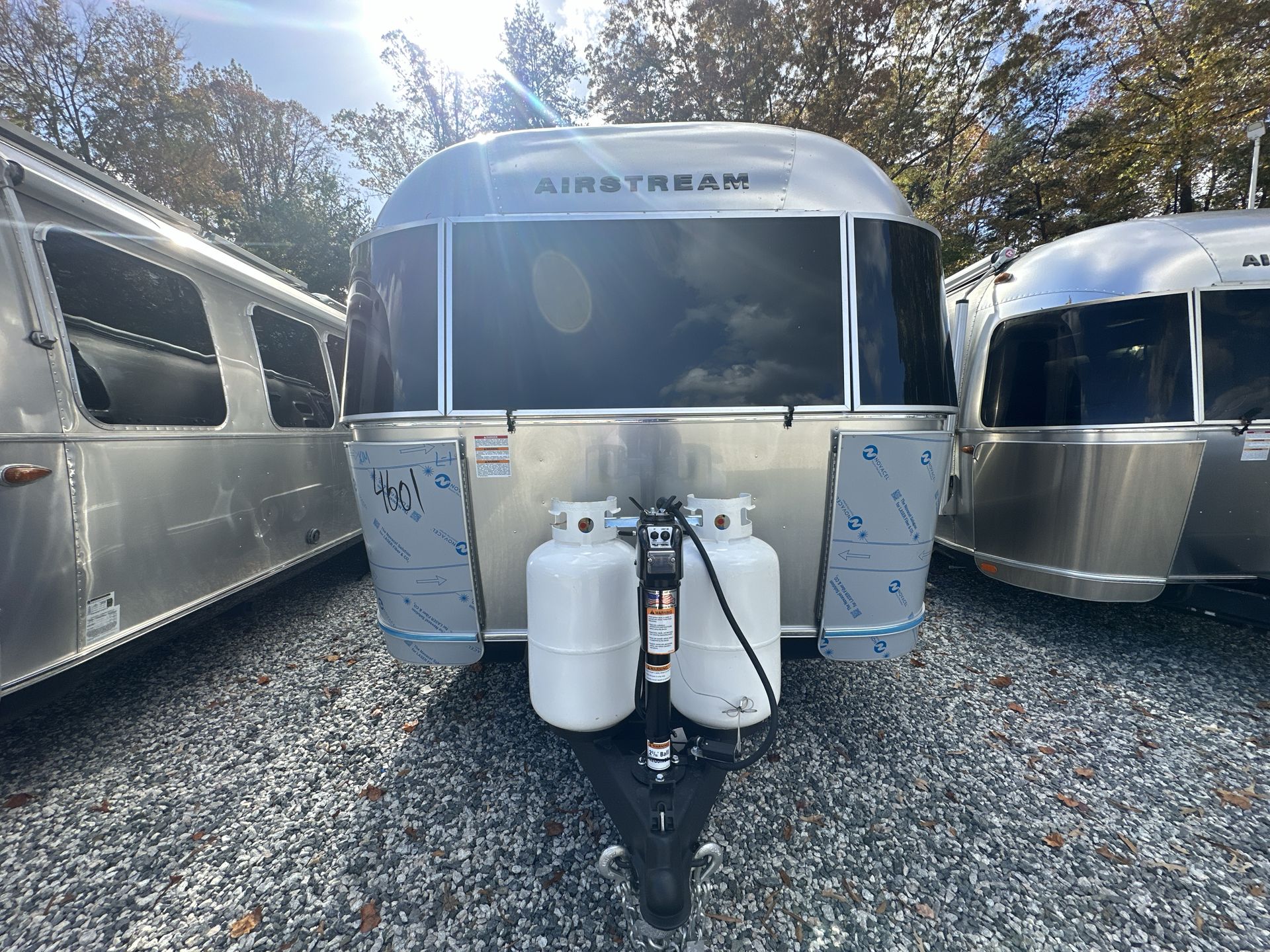 2025 Airstream 25FBQ Base