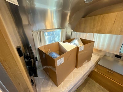 2026 Airstream 25FBT Base