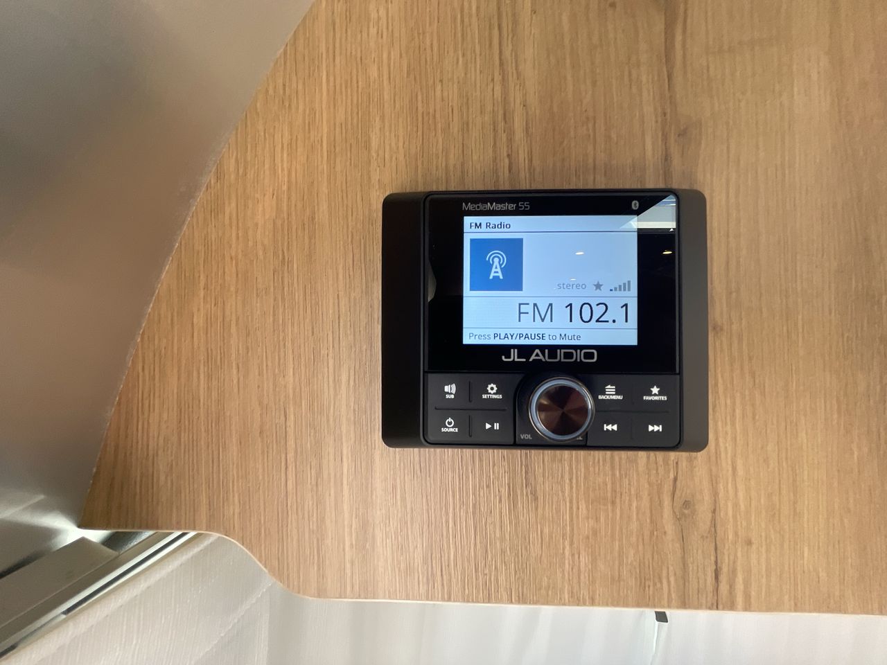 2026 Airstream 25FBQ Base