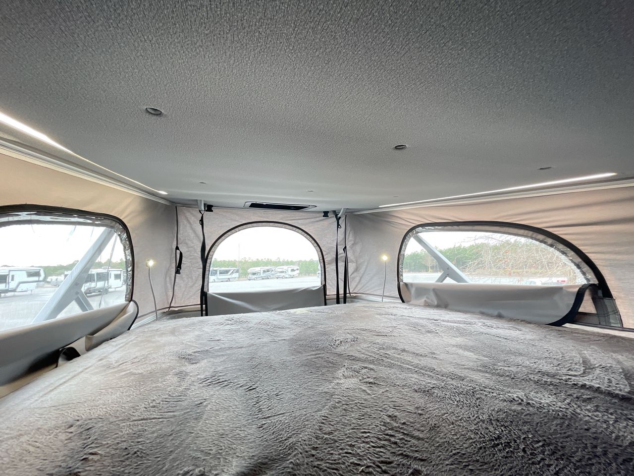 2026 Airstream Rangeline Base