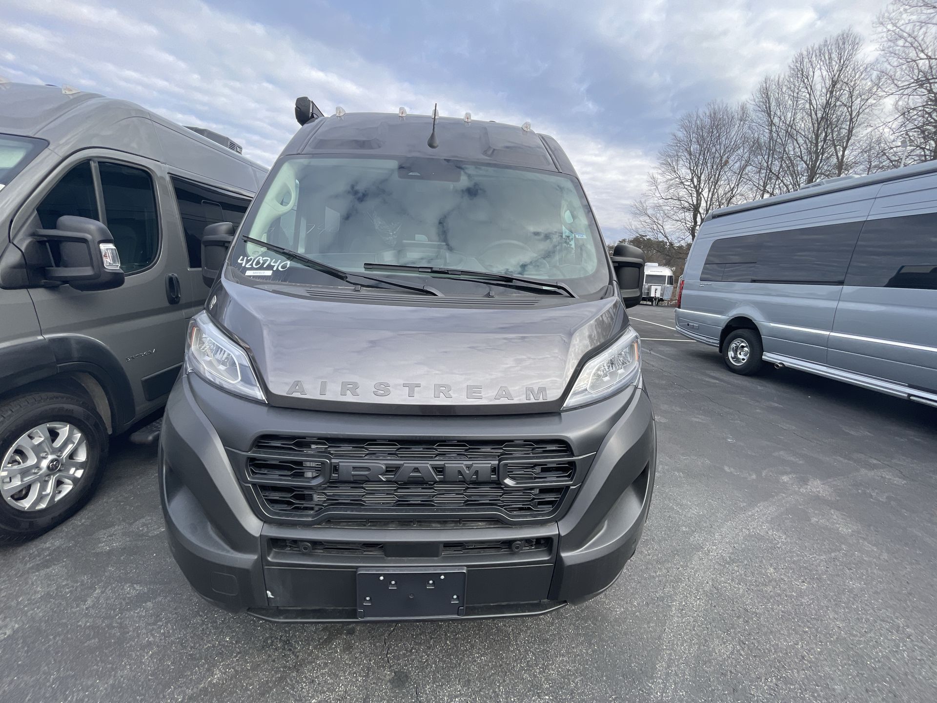 2026 Airstream Rangeline Base