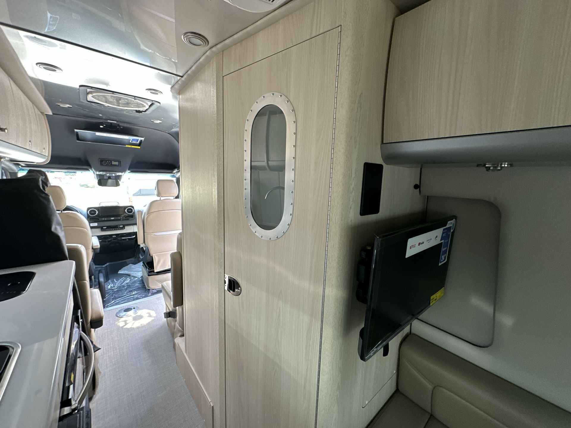 2025 Airstream 24GL Base