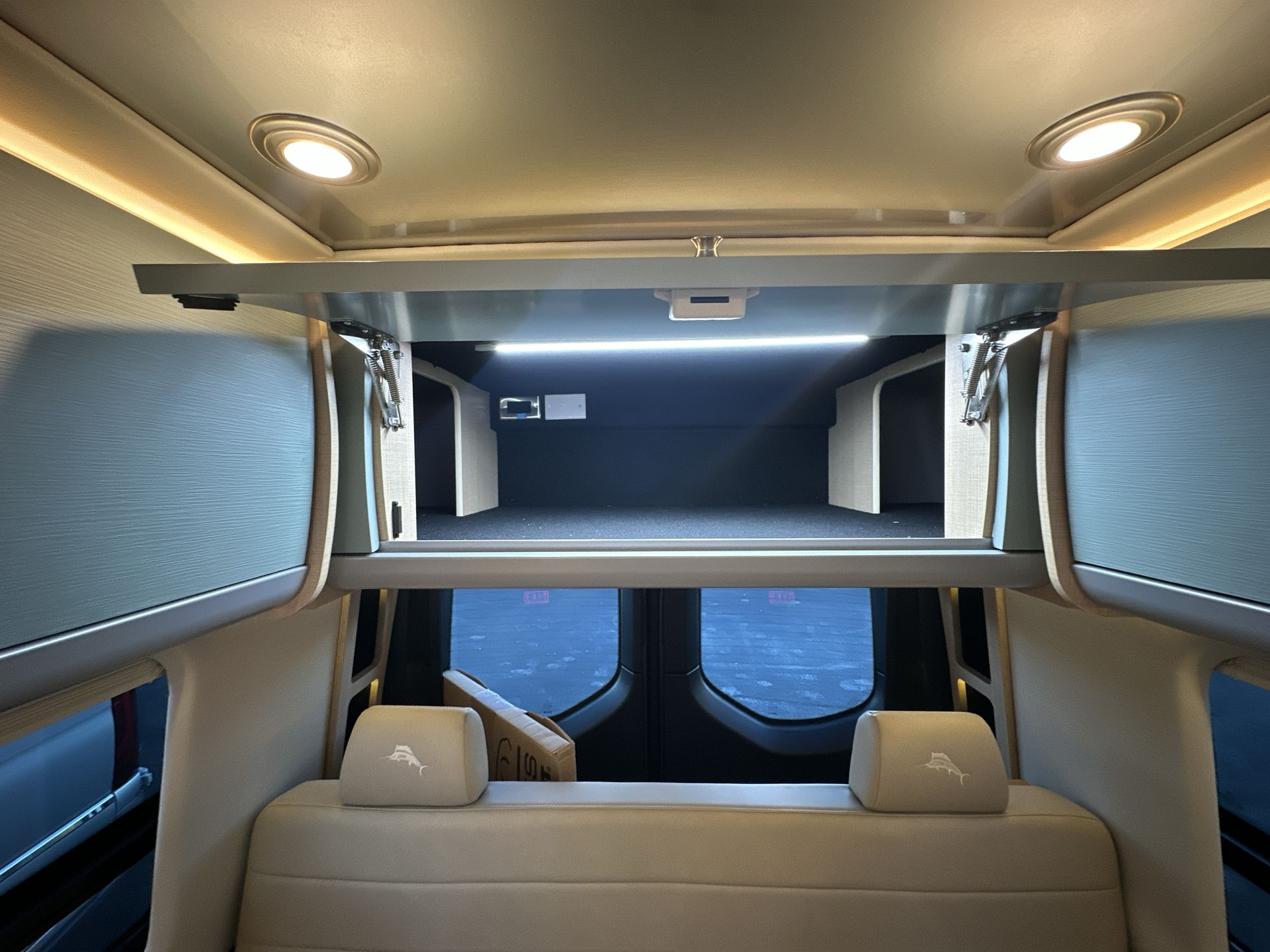2026 Airstream 24GT Tommy Bahama Base