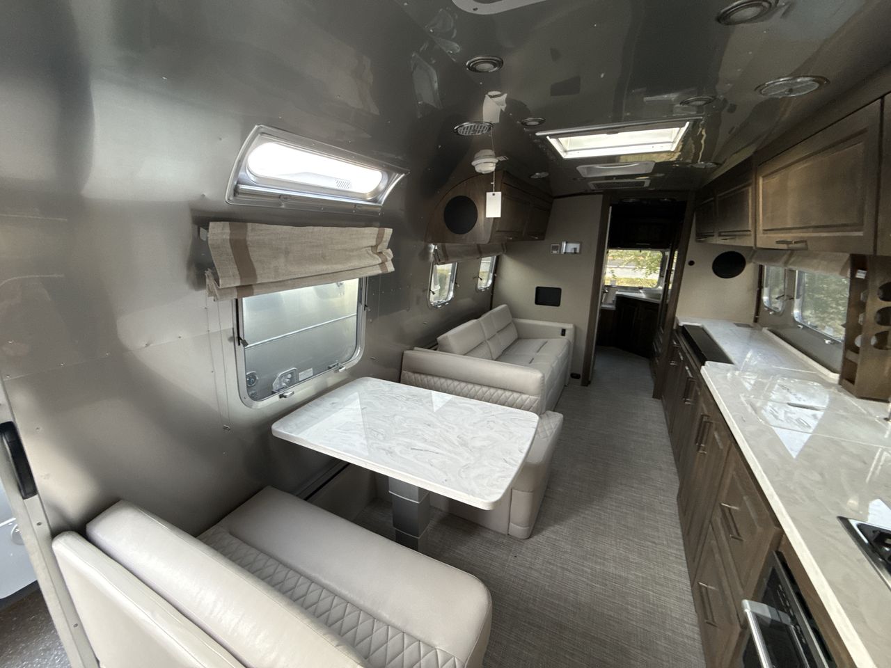 2026 Airstream 33FBT Base