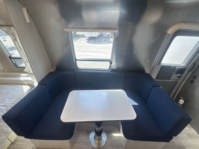 2025 Airstream 22FB Base