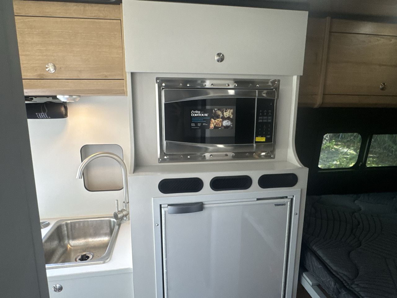 2026 Airstream Rangeline Base