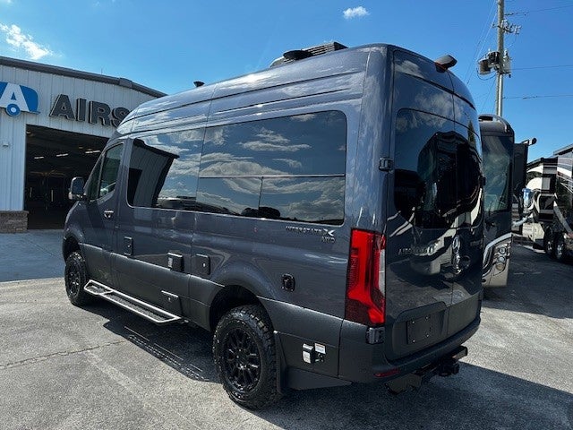 2025 Airstream 19X Base