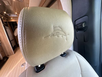 2025 Airstream Murphy Suite Tommy Bahama Base