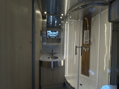 2026 Airstream Murphy Suite Base