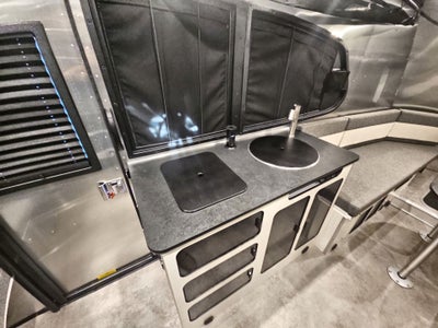 2026 Airstream 20Xe Base