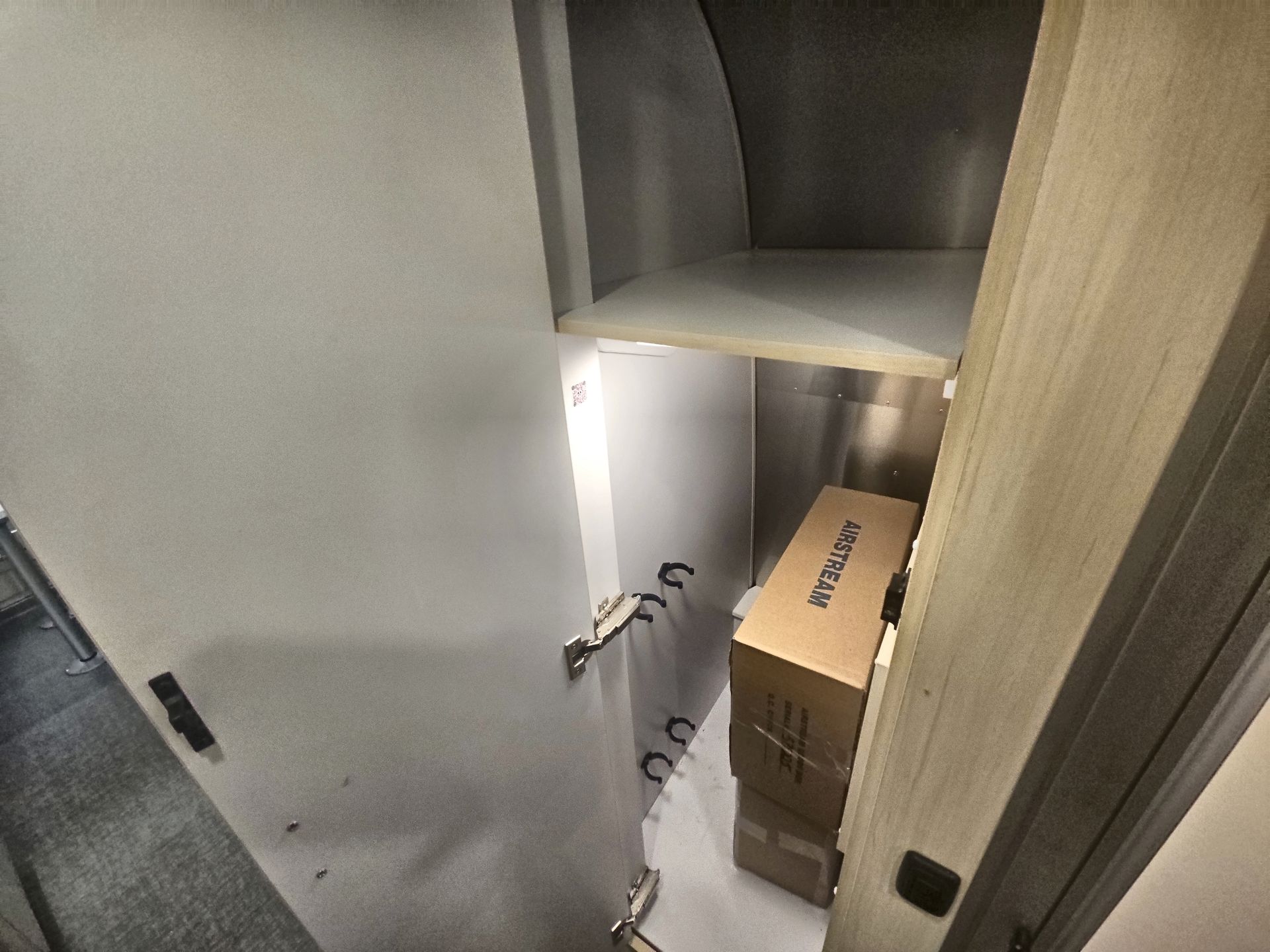 2026 Airstream 25FBT Base