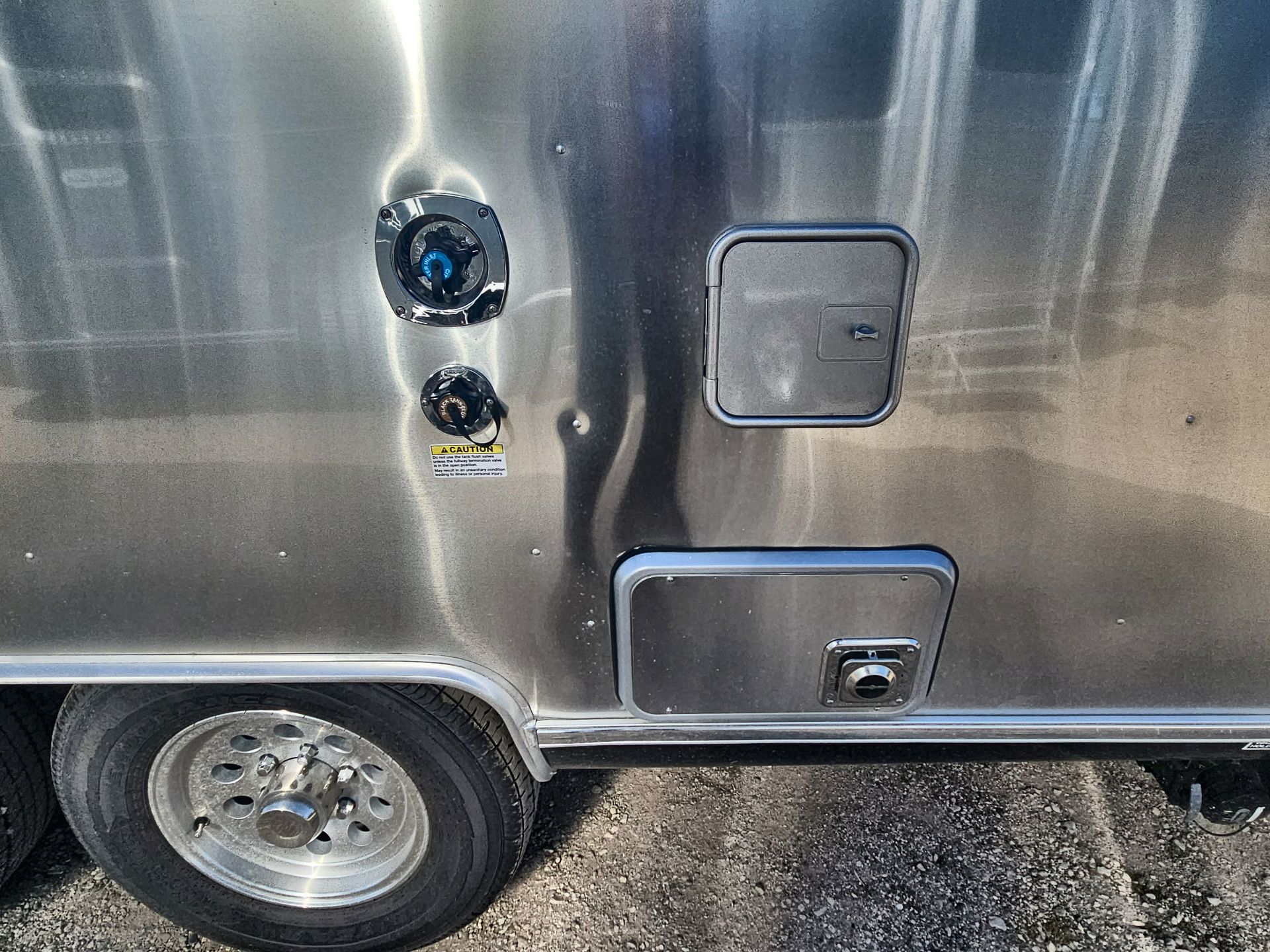 2025 Airstream 23FBQ Base