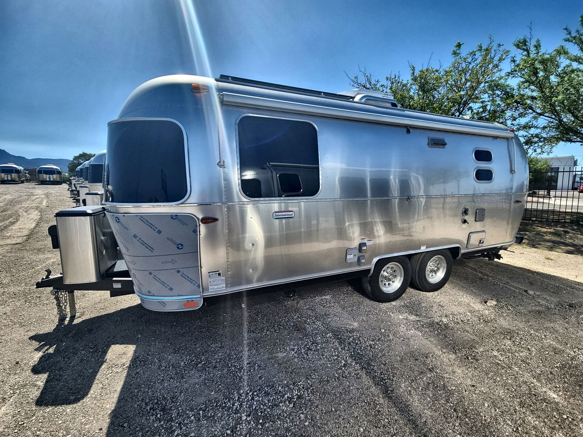 2025 Airstream 23FBQ Base