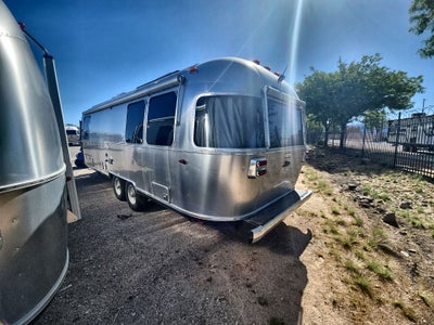 2025 Airstream 27FBT Base