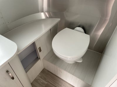 2025 Airstream 22FB Base