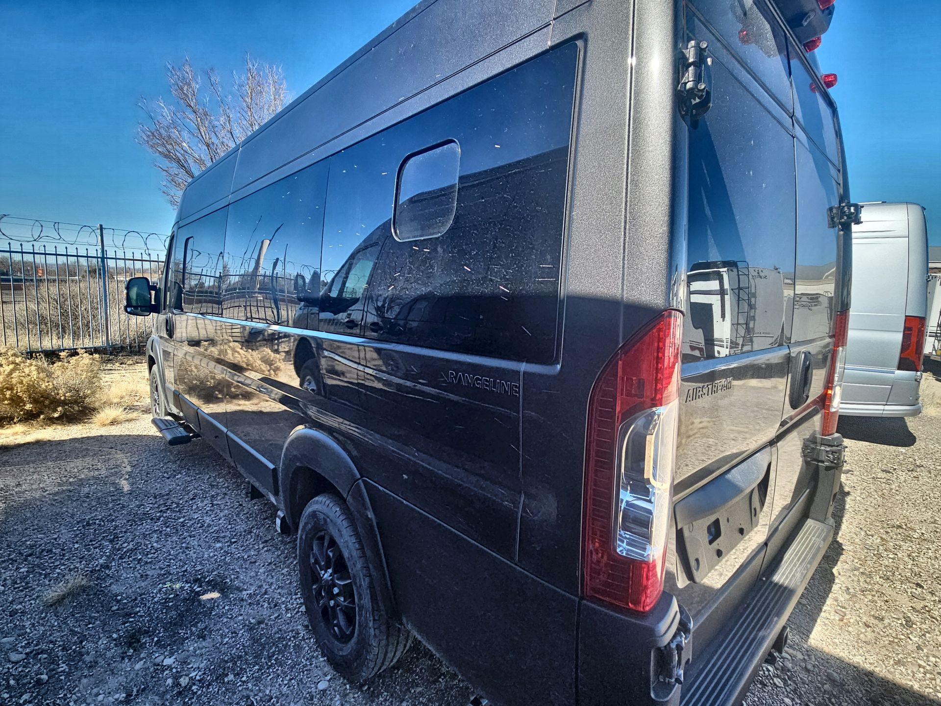 2026 Airstream Rangeline Base