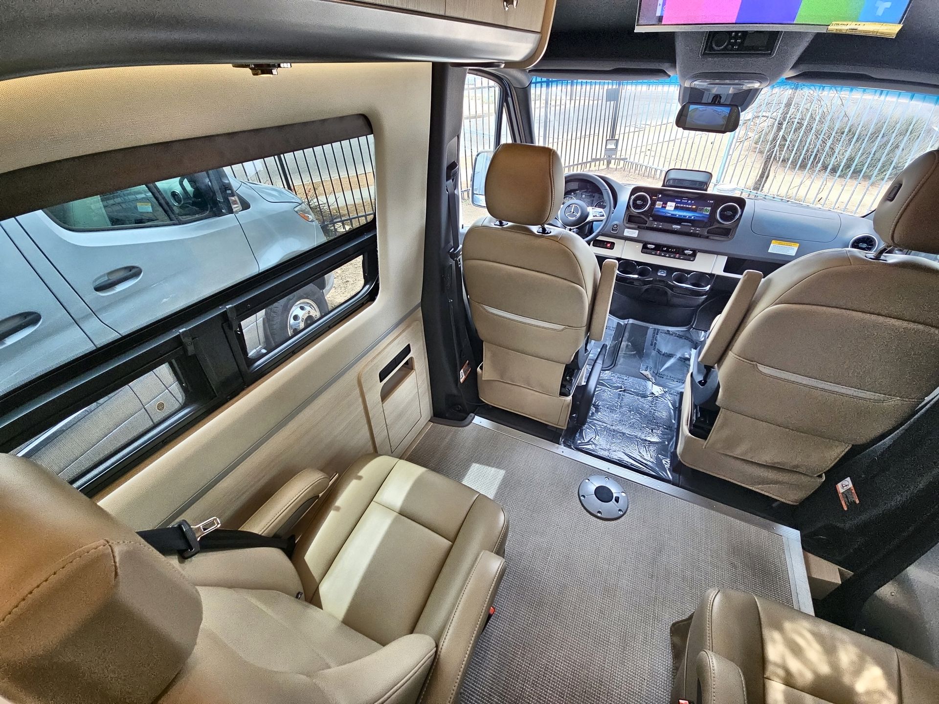 2025 Airstream 24GL Base