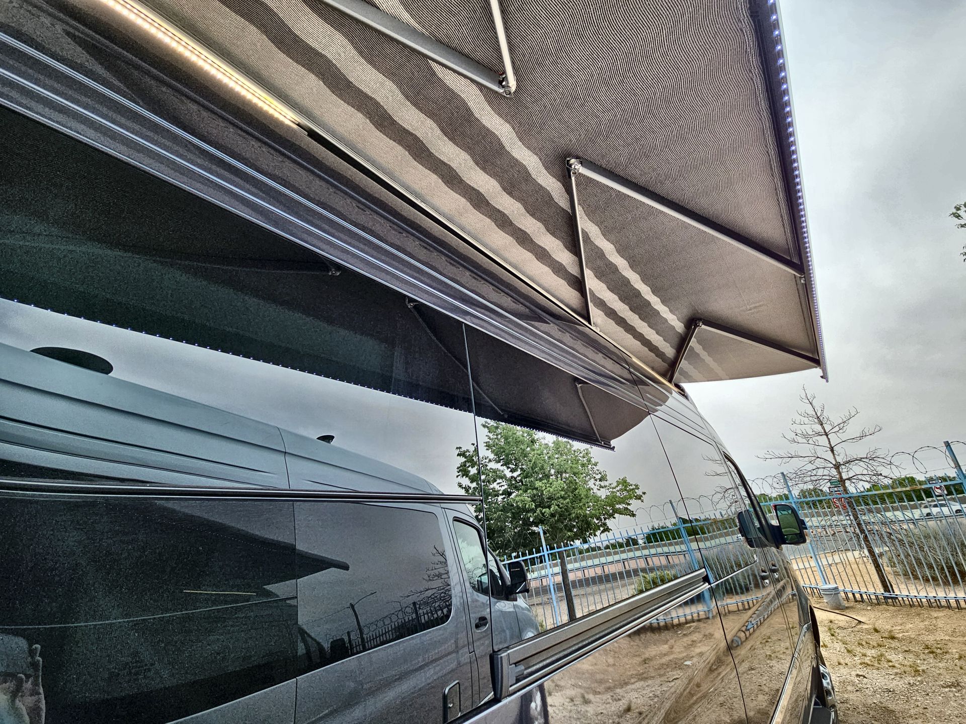 2025 Airstream 24GL Base