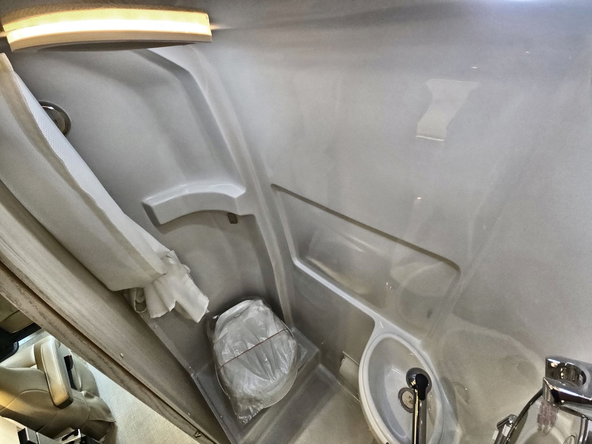 2025 Airstream 24GL Base