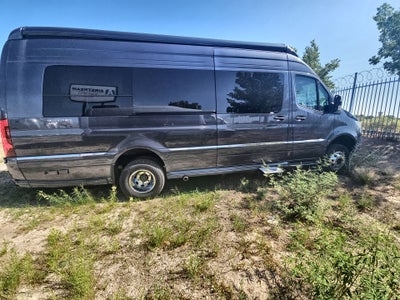 2025 Airstream 24GL Base