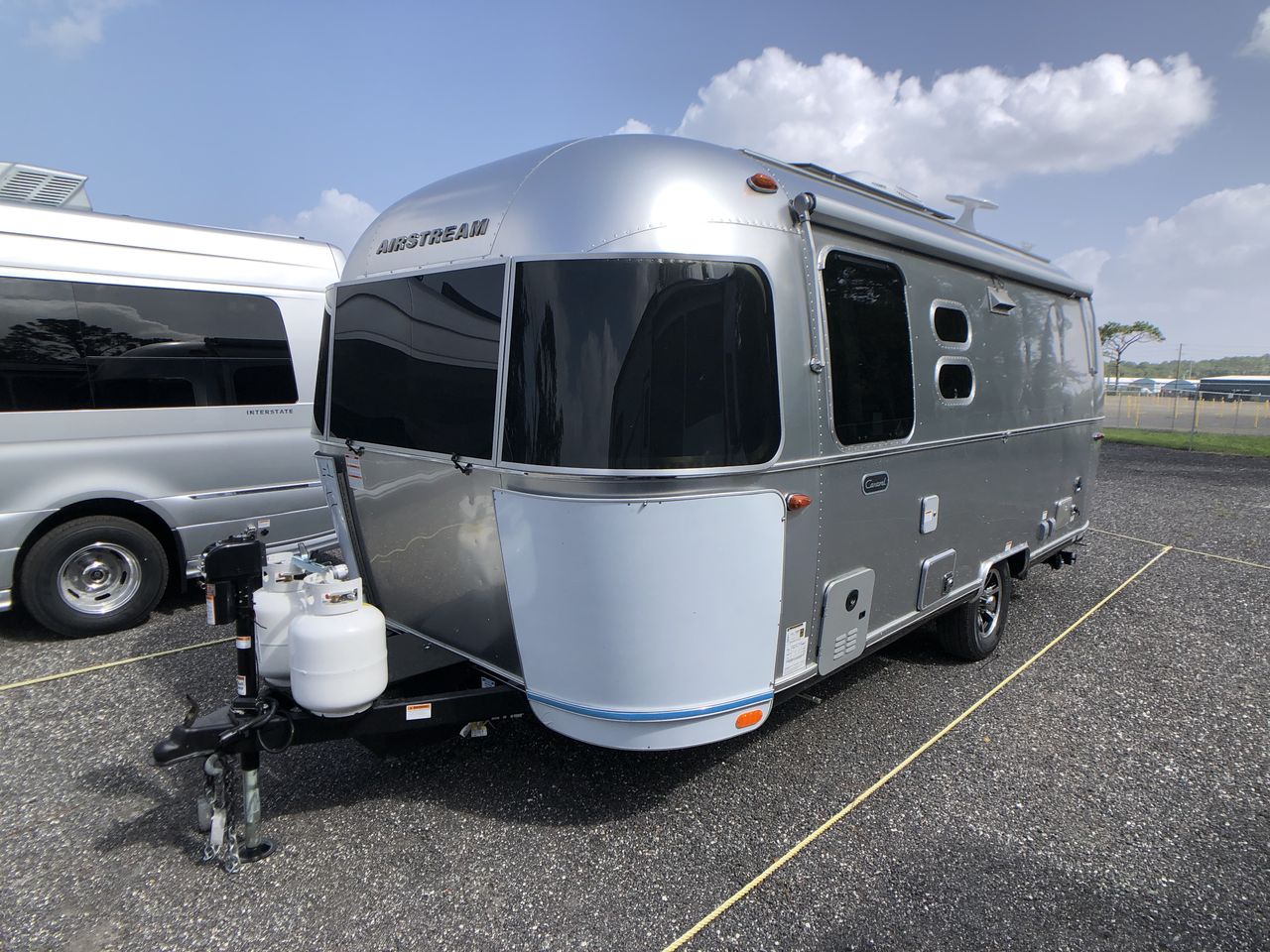 2026 Airstream 22FB Base