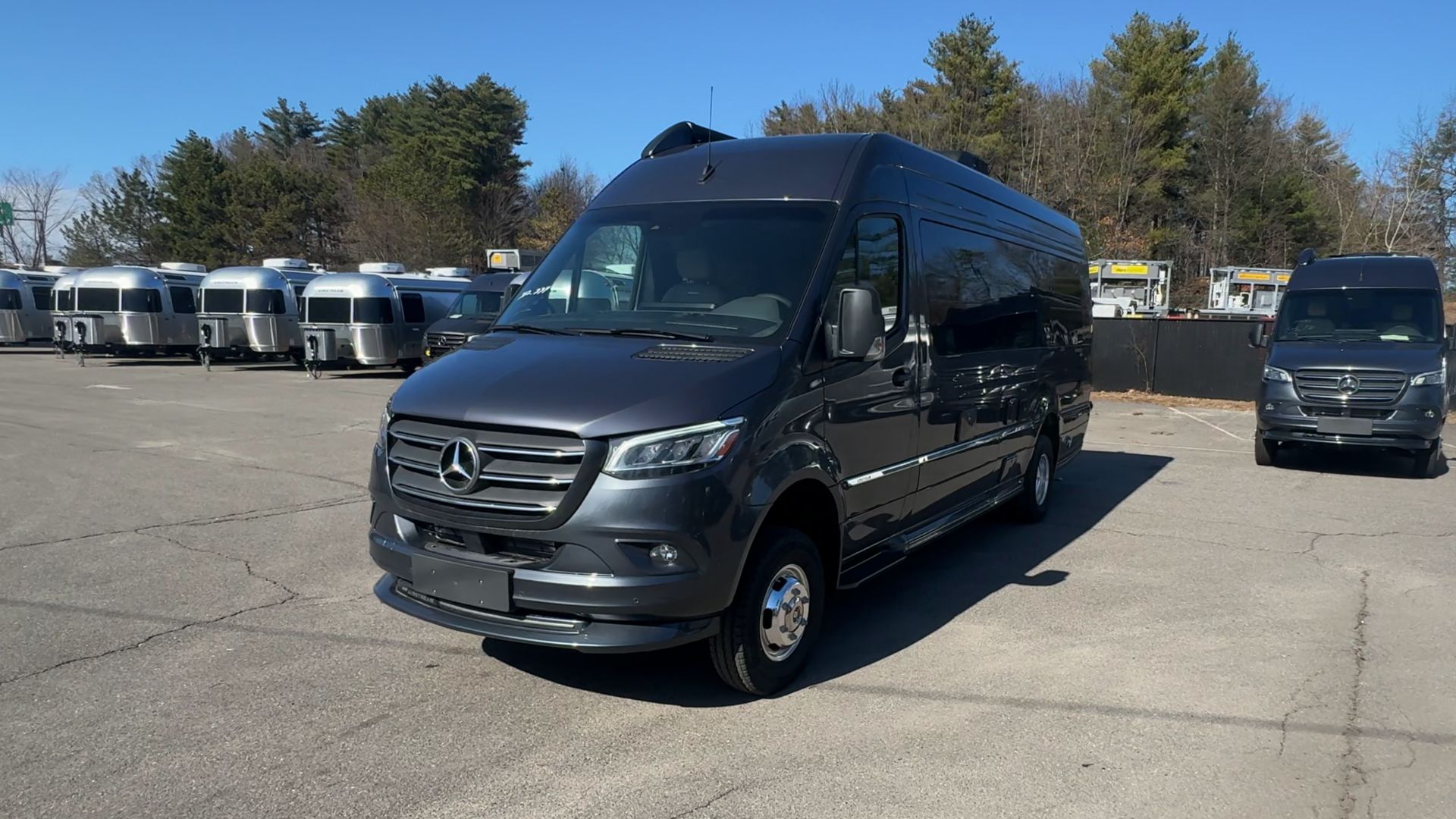 2025 Airstream 24GL Base