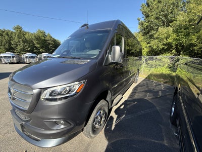 2025 Airstream 24GT Base