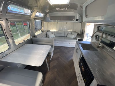 2026 Airstream 30RBQ Base