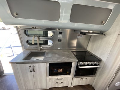 2026 Airstream 30RBQ Base