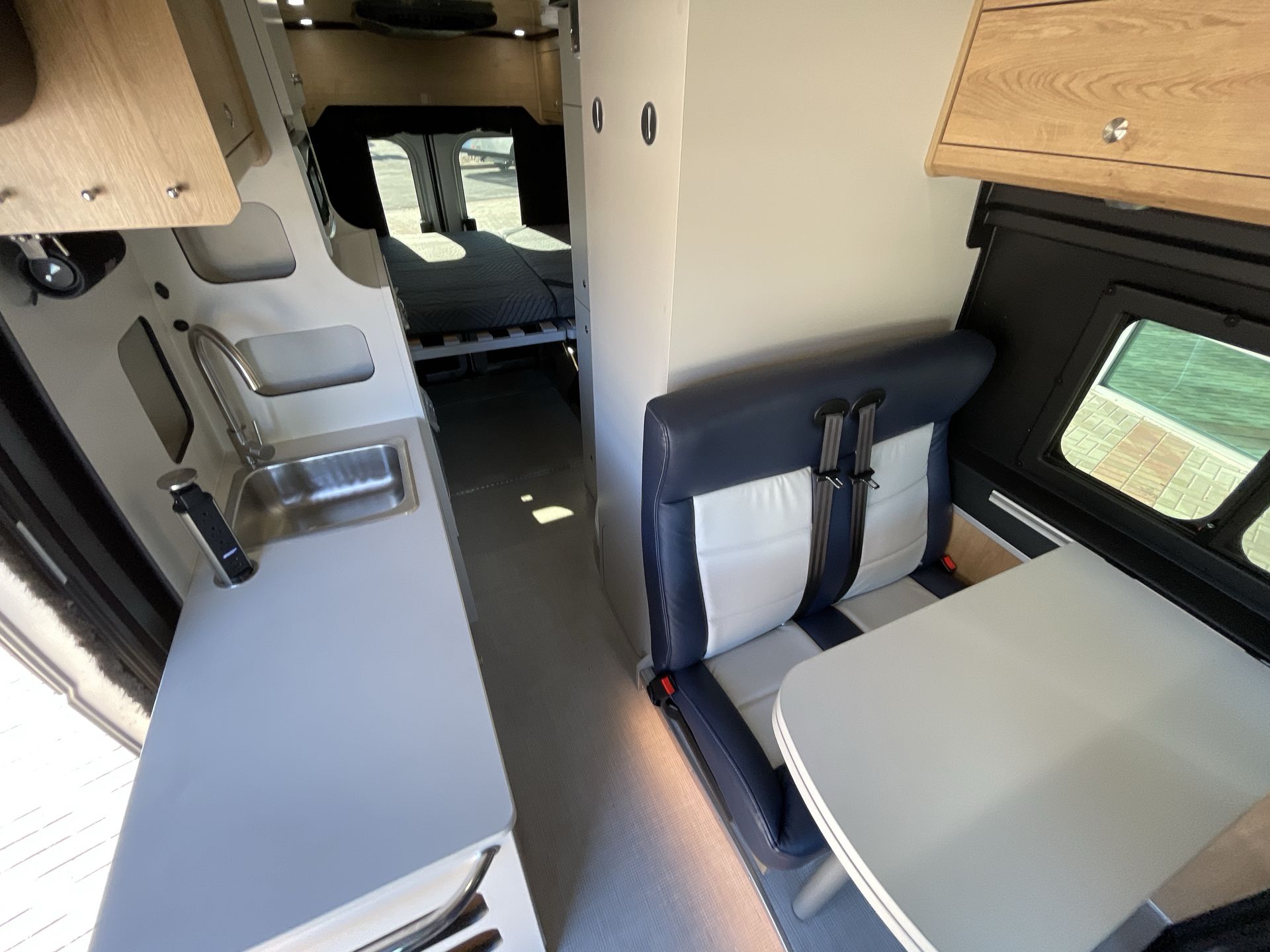 2026 Airstream Rangeline Base