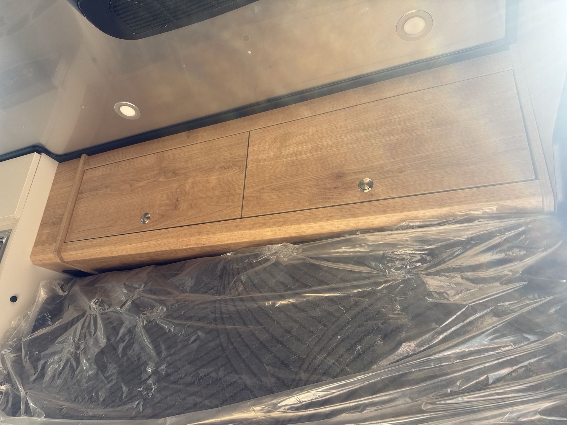 2026 Airstream Rangeline Base