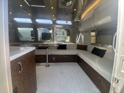 2025 Airstream 30RBQ Base