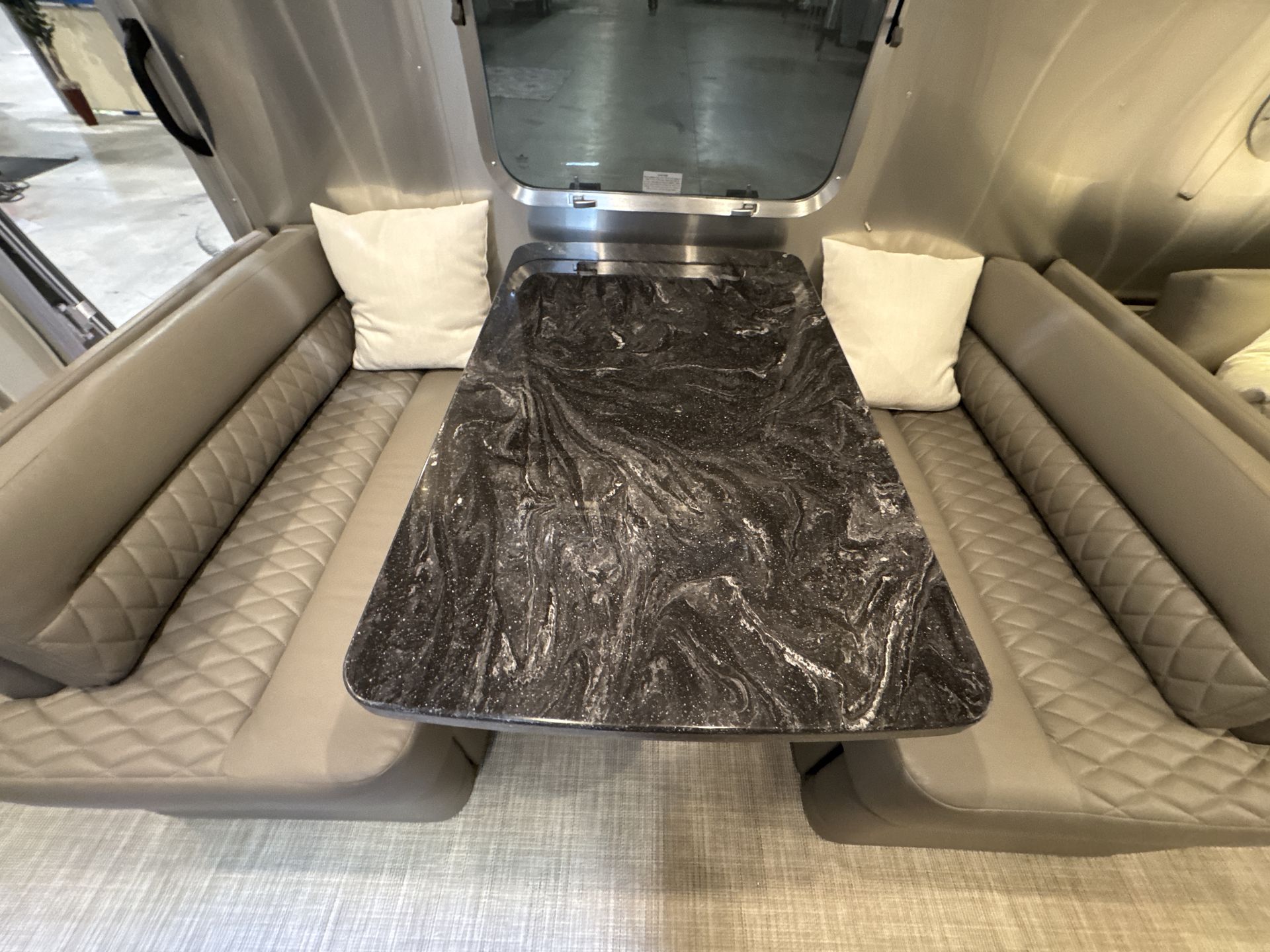 2026 Airstream 33FBT Base