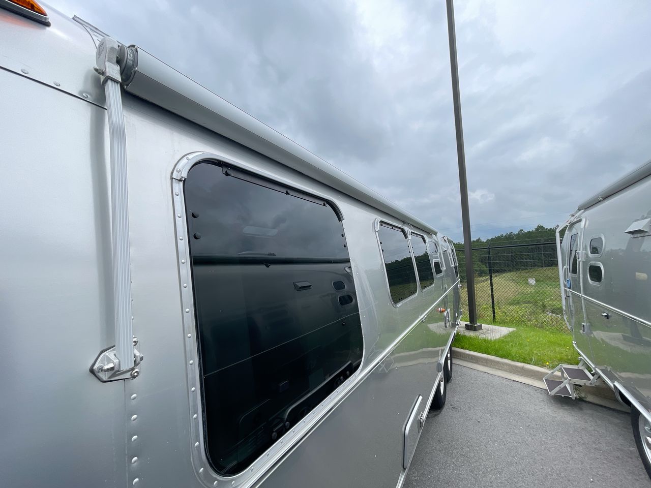2025 Airstream 30FBBQ Base