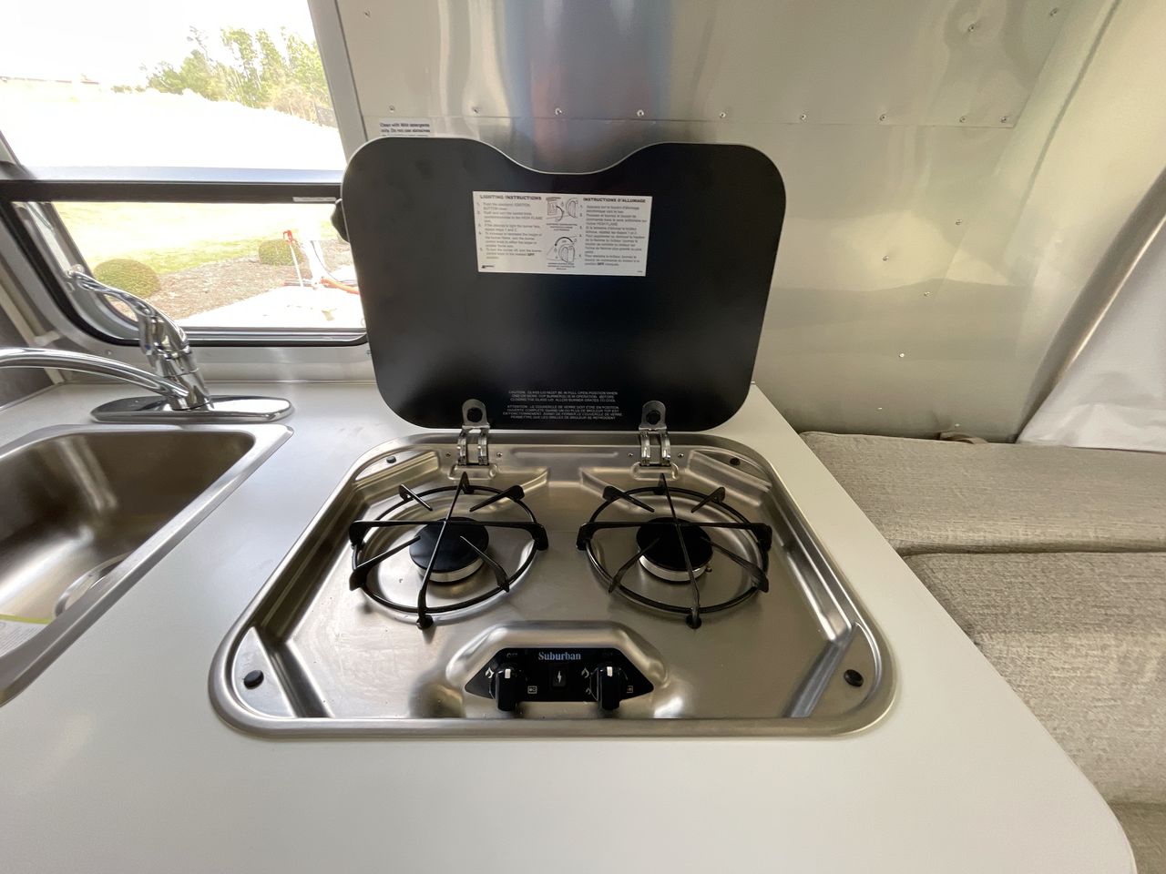 2025 Airstream 16RB Base