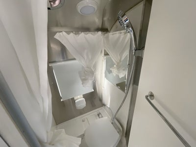 2025 Airstream 16RB Base