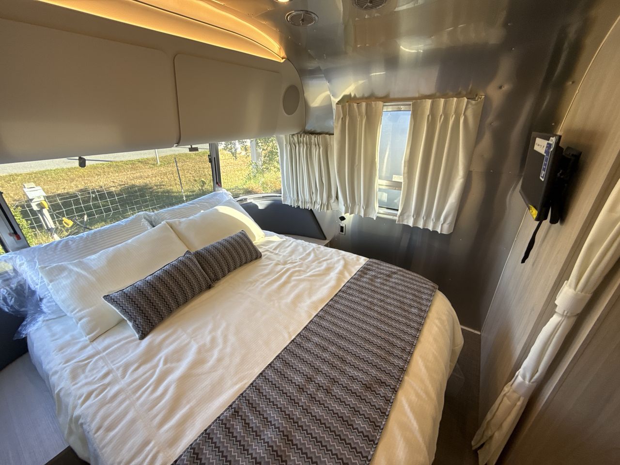 2026 Airstream 30RBQ Base