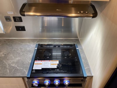 2026 Airstream 23FBT Base