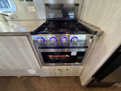 2026 Airstream 23FBT Base