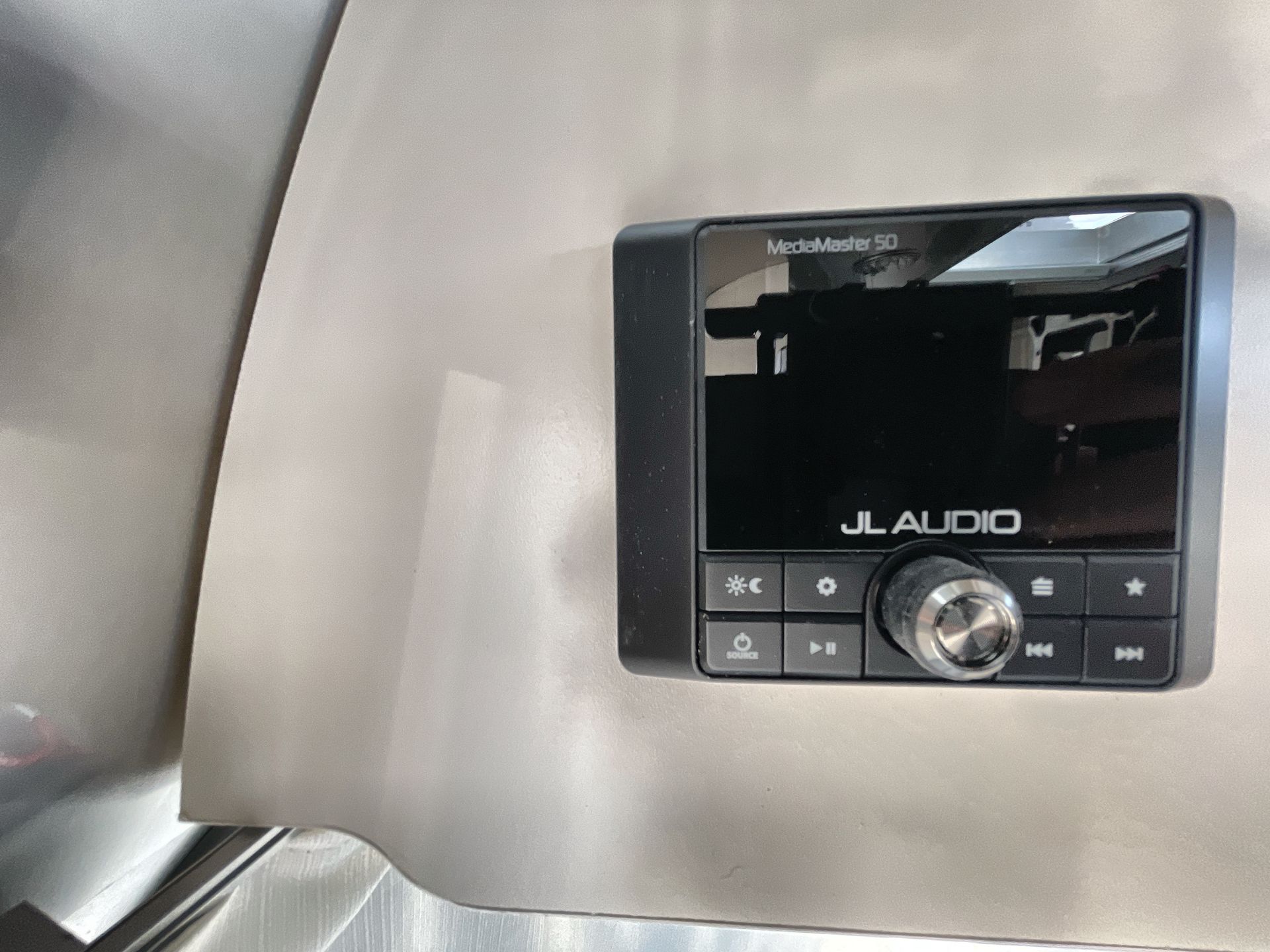 2026 Airstream 27FBQ Base