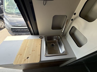 2026 Airstream Rangeline Base