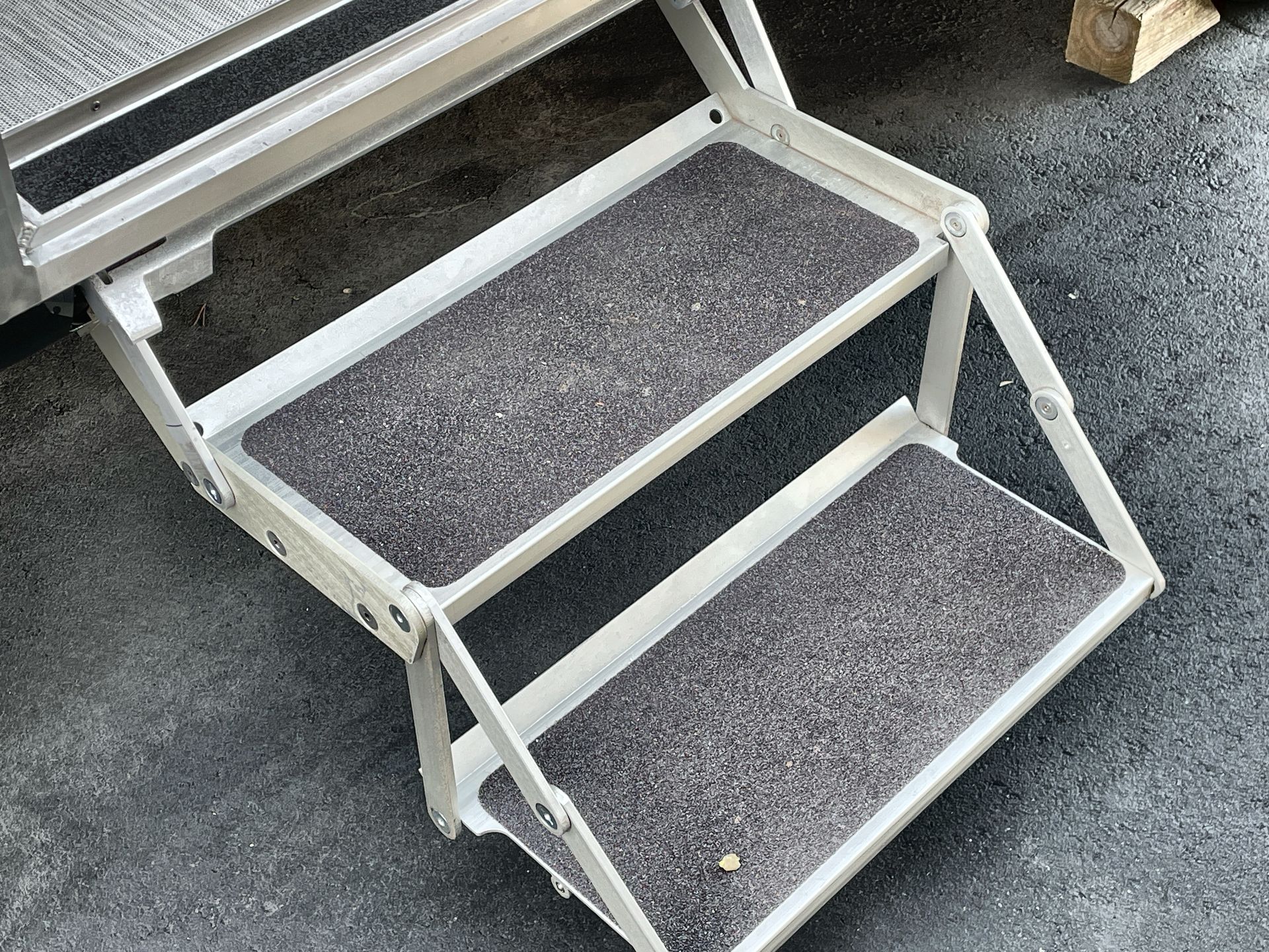 2026 Airstream 27FBT Base