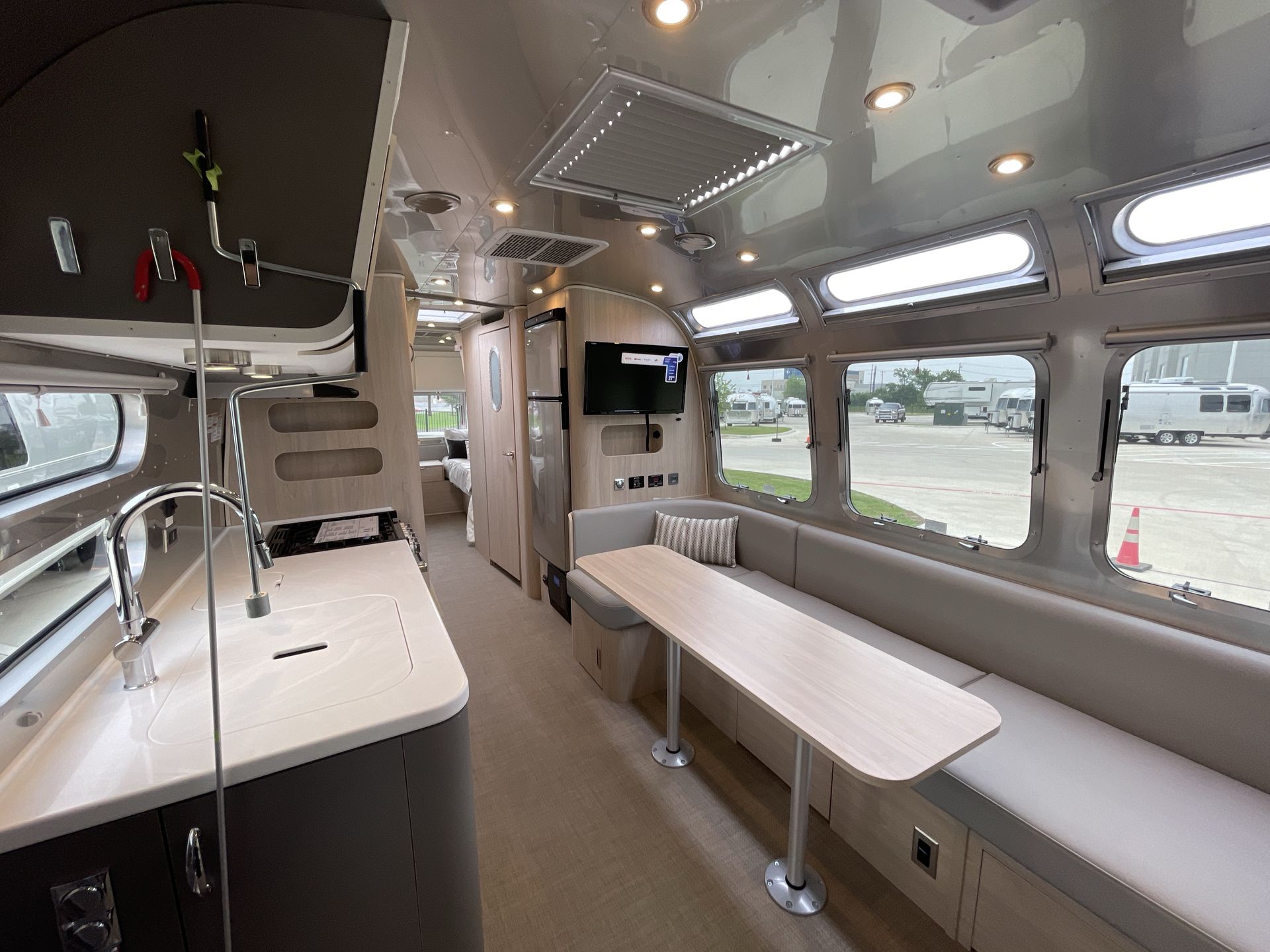 2026 Airstream 30RBT Base