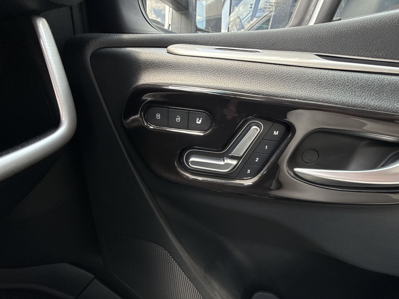 2026 Airstream Murphy Suite Base