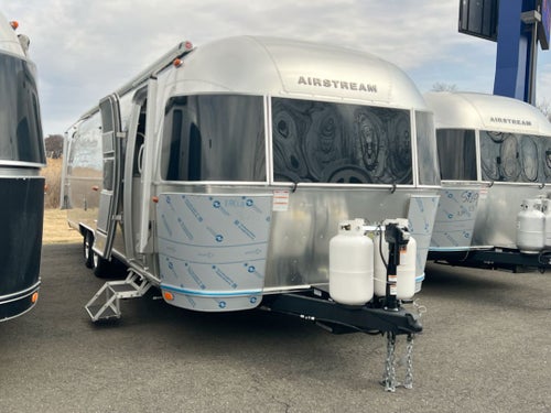 2025 Airstream 30RBQ Base