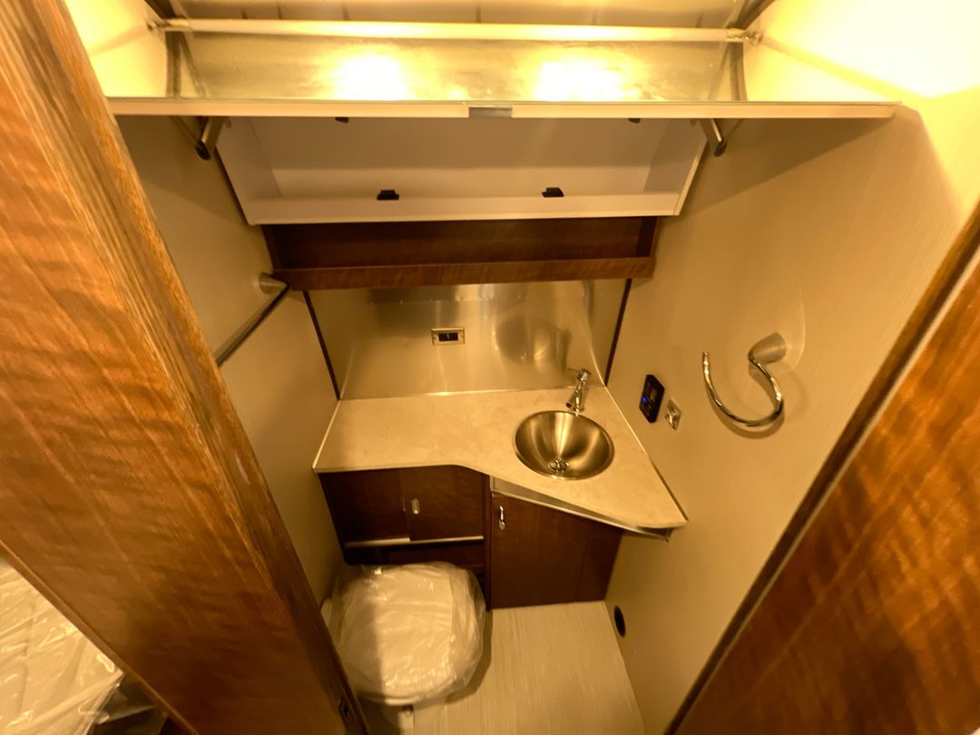 2025 Airstream 25FBQ Base