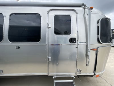2026 Airstream 28RBQ Base